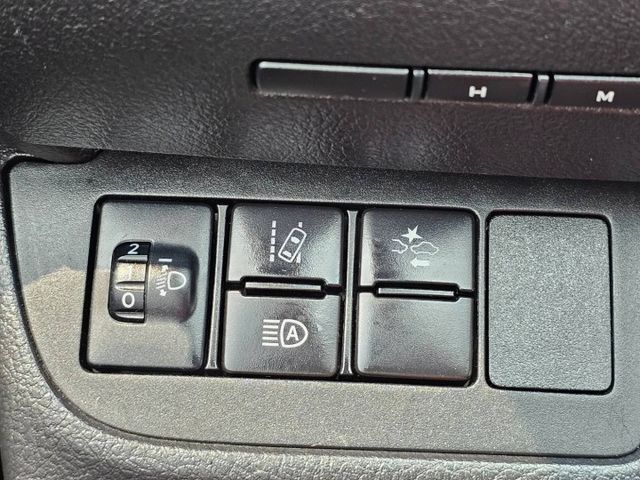 021年/原鈑件/僅跑7.2萬/I-KEY/恆溫空調/歡迎預約賞車  第14張相片
