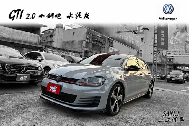 17年領牌 超帥水泥灰包膜 IKEY 大天窗 中尾段電子閥門 超水車況 大滿配 保證超值 內容有詳細照片  第1張相片