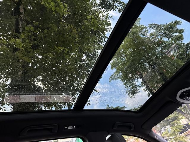 柴油超省油又有力 總代理 全景天窗 電動尾門 HID 雙電動座椅 4WD 四輪傳動  第9張相片