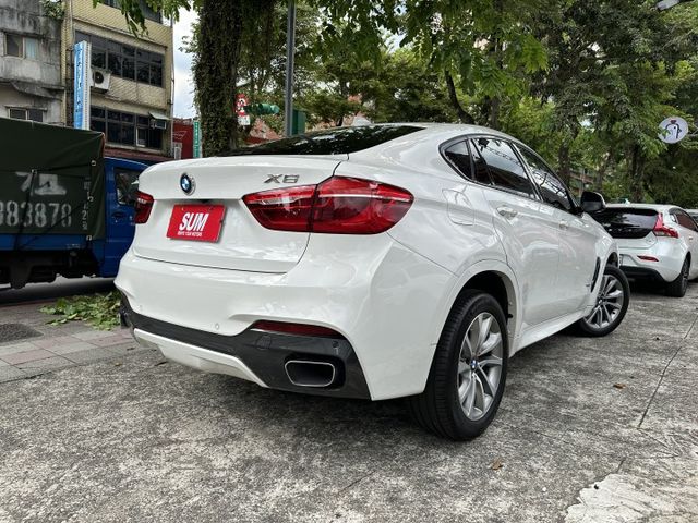 35i 306匹 四輪傳動 M套件 新車368萬 抬顯 環景 數位儀表 電尾門 天窗 保證超值  第2張相片
