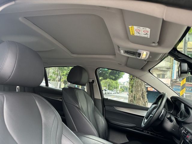35i 306匹 四輪傳動 M套件 新車368萬 抬顯 環景 數位儀表 電尾門 天窗 保證超值  第11張相片