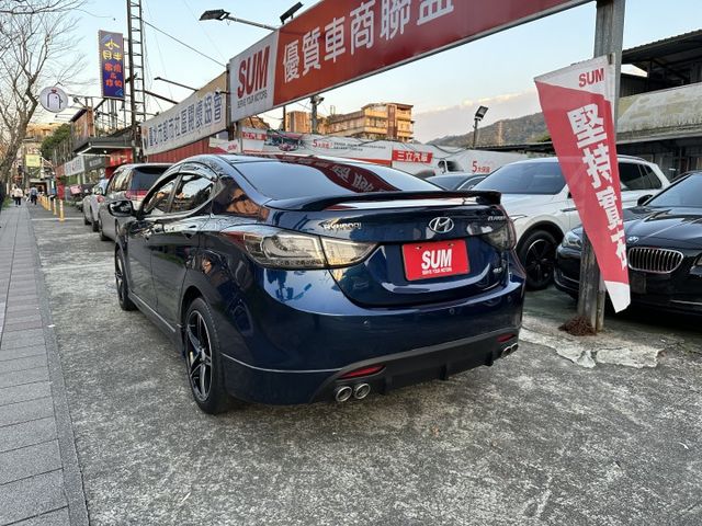 最頂級!GLS旗艦型 僅跑9萬公里 電動椅 天窗 定速巡航 i-key 雙區恆溫 後座64分離 內容有詳細照片  第4張相片