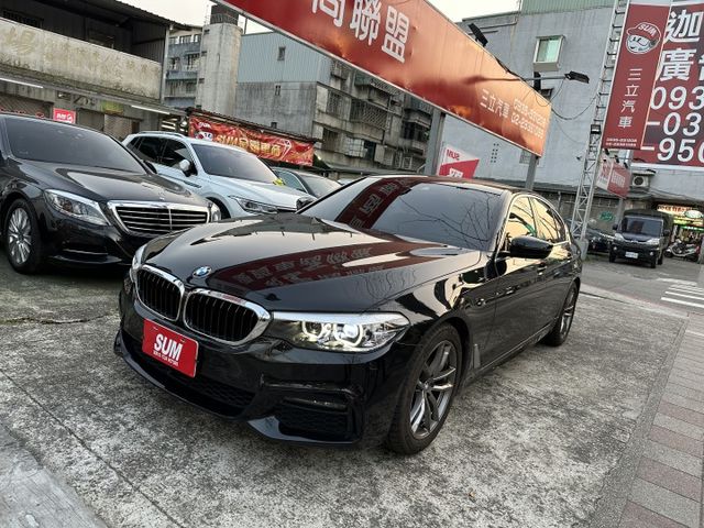 M Sport版 G30 總代理 5AT智慧輔助系統 ACC跟車 雙記憶電動椅 電動尾門 CarPlay 內容有詳細照片  第1張相片