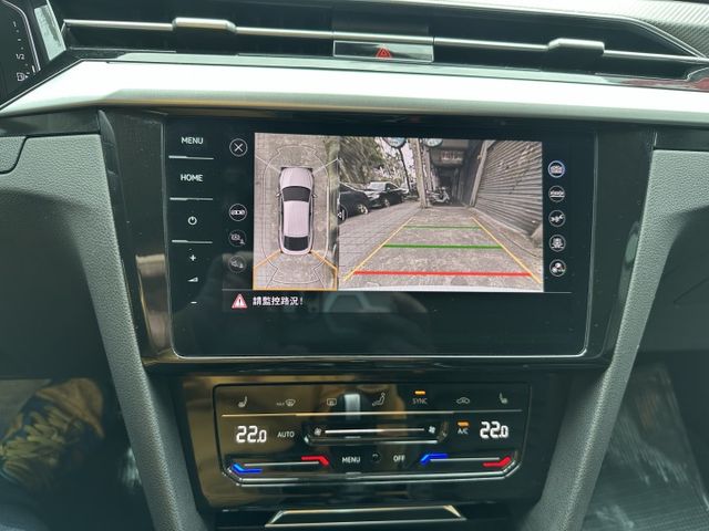 Premium版 新車177萬 NAPPA皮椅 車道維持 ACC 盲點 多向電動椅 環景 CARPLAY  第17張相片