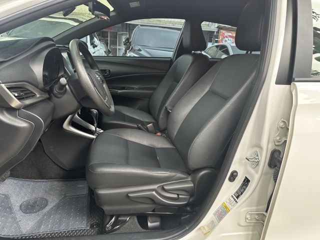 360度環景系統! Carplay 循跡防滑 Auto自動感應頭燈 日行燈 耐操好開更好顧! 內容有詳細照片  第6張相片