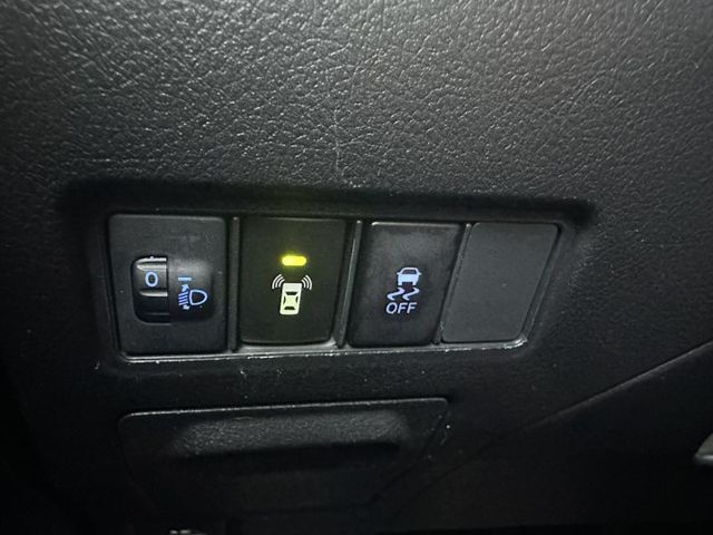360度環景系統! Carplay 循跡防滑 Auto自動感應頭燈 日行燈 耐操好開更好顧! 內容有詳細照片  第14張相片