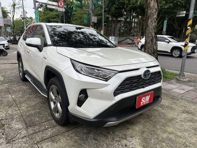 油電旗艦Hybrid 全程原廠保養 360度環景系統 Acc自動跟車Lv.2 電動椅 電尾門 內容有詳細照片  第2張相片