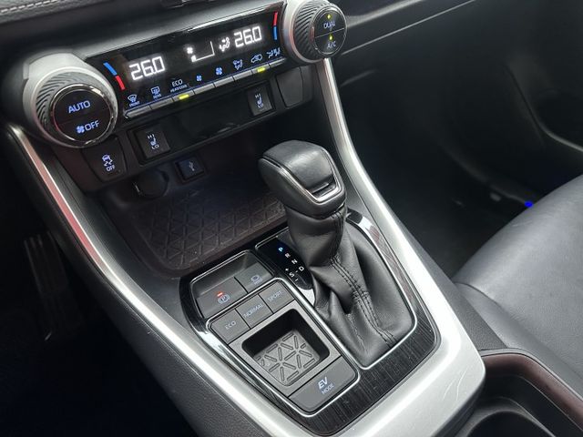 油電旗艦Hybrid 全程原廠保養 360度環景系統 Acc自動跟車Lv.2 電動椅 電尾門 內容有詳細照片  第12張相片