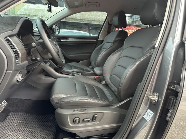 KODIAQ 1.5TSI 七人座 小改款 ACC跟車 LED大燈 CARPLAY 360環景 原廠保固 內容有詳細照片  第8張相片