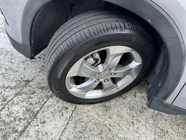 小改款!VTI-S 換檔撥片 循跡防滑 LED日行燈 電子手剎車 Auto hold Auto感應頭燈 內容有詳細照片  第7張相片