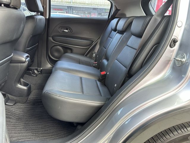 小改款!VTI-S 換檔撥片 循跡防滑 LED日行燈 電子手剎車 Auto hold Auto感應頭燈 內容有詳細照片  第10張相片