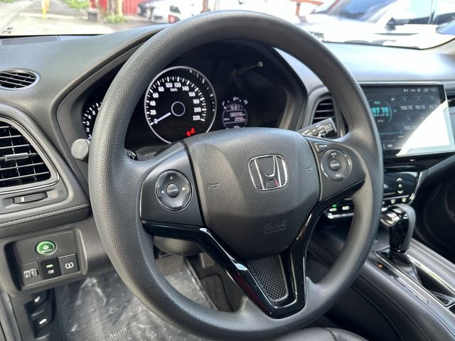 小改款!VTI-S 換檔撥片 循跡防滑 LED日行燈 電子手剎車 Auto hold Auto感應頭燈 內容有詳細照片  第15張相片