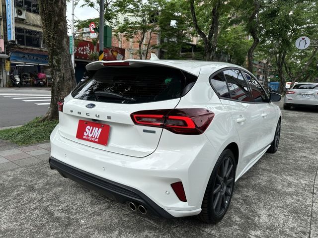 小改款Mk4.5 ST-Line Vignale 13.2吋車用影音 SYNC 4系統 僅跑八千! 與德同規 先搶先贏  第3張相片