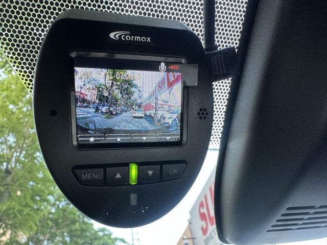 最頂級S版! 循跡防滑 7安 CarPlay i-key Auto感應頭燈 抬顯 全程原廠保養 稀有黑色 內容有詳細照片  第13張相片
