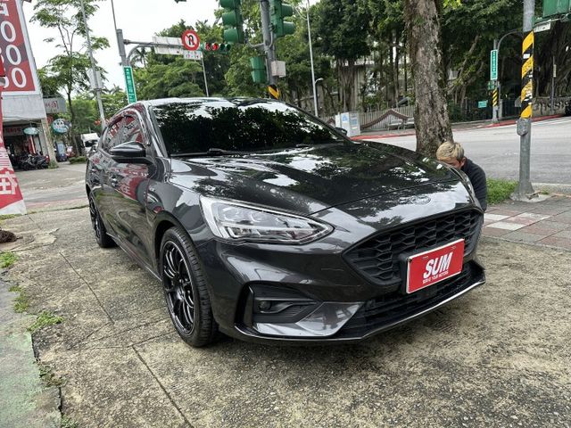 最頂級ST-line Acc跟車Lv.2 Hud抬頭顯示 CarPlay 後座出風口 盲點偵測 雙區恆溫 內容有詳細照片  第2張相片