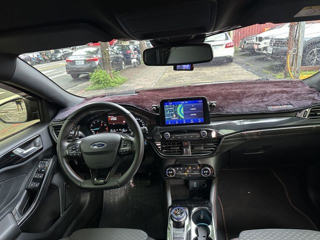 最頂級ST-line Acc跟車Lv.2 Hud抬頭顯示 CarPlay 後座出風口 盲點偵測 雙區恆溫 內容有詳細照片  第13張相片