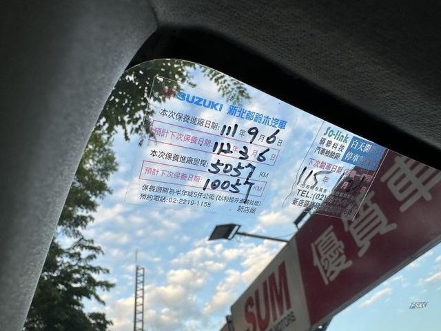 僅跑6621公里! 里程保證!! 定速巡航 超大安卓機 Auto自動感應頭燈 渦輪增壓 原廠保養 全台跑千僅此一台!!!  第16張相片