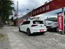僅跑3萬 全車犀牛皮 抬頭顯示器 HK音響 數位觸控方向盤 R-line外觀套件 Travel Assist 輔助駕駛  第17張縮圖