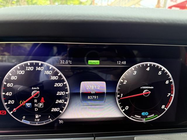 19年 新車400萬 2.0輕油電 299匹馬力 AMG GT63套件 總代理  省油省稅又會跑 6秒100  第5張相片