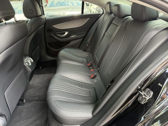 19年 新車400萬 2.0輕油電 299匹馬力 AMG GT63套件 總代理  省油省稅又會跑 6秒100  第8張相片