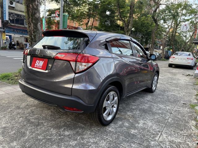 保固一年 小改款 IKEY 快撥 循跡防滑 胎壓偵測 恆溫 多氣囊  保證超值  第3張相片