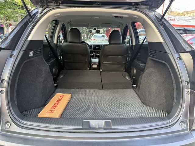 保固一年 小改款 IKEY 快撥 循跡防滑 胎壓偵測 恆溫 多氣囊  保證超值  第9張相片