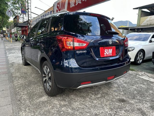 1.4渦輪 LED頭燈 防滑 六安 IKEY CARPLAY 超級滿配  第4張相片