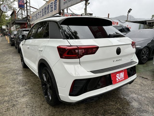 新車保固中 RLine performance 專屬R套件 小改款 超級滿配  第2張相片