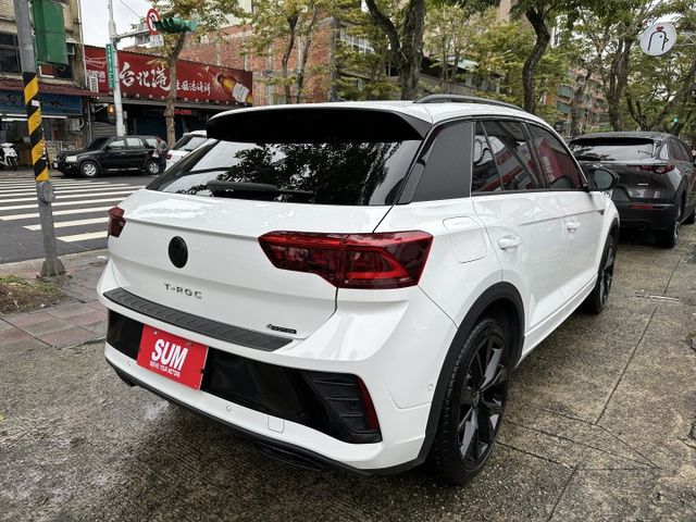 新車保固中 RLine performance 專屬R套件 小改款 超級滿配  第3張相片