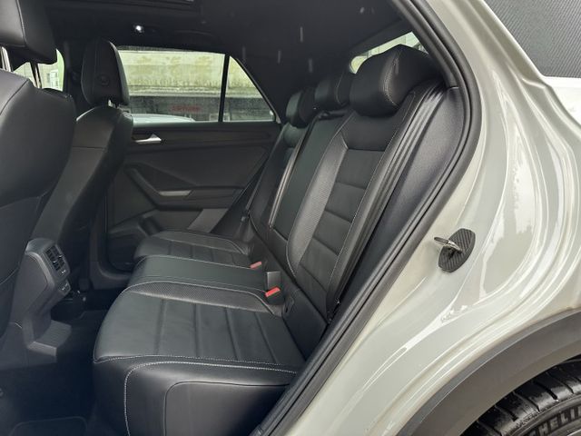 新車保固中 RLine performance 專屬R套件 小改款 超級滿配  第11張相片