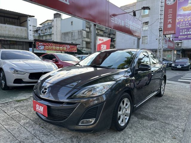 最頂級 天窗 IKEY HID頭燈 換檔快撥 全車原鈑件 代步好選擇  第1張相片