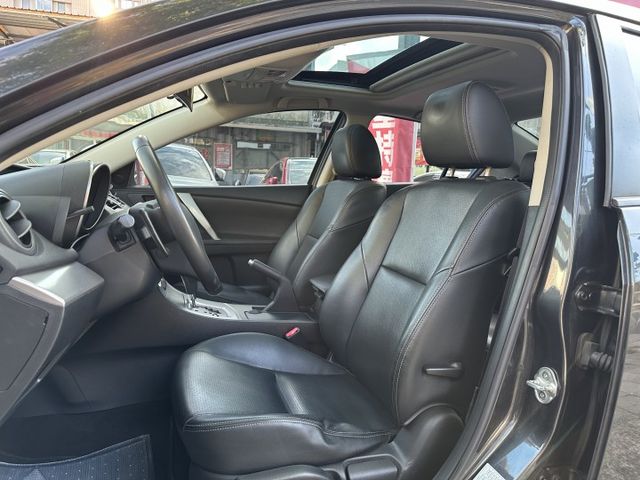 最頂級 天窗 IKEY HID頭燈 換檔快撥 全車原鈑件 代步好選擇  第10張相片