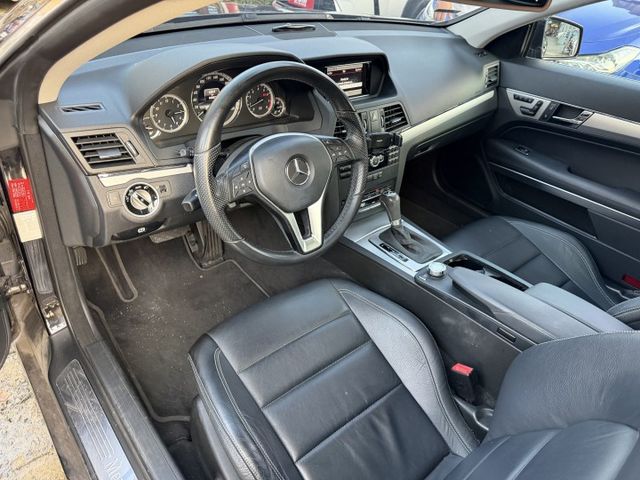 E250 COUPE 1.8 雙門 全景天窗 HID大燈 新車價309萬 僅跑10萬公里 內容有詳細照片  第7張相片