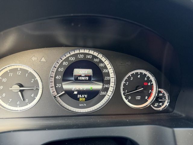 E250 COUPE 1.8 雙門 全景天窗 HID大燈 新車價309萬 僅跑10萬公里 內容有詳細照片  第10張相片