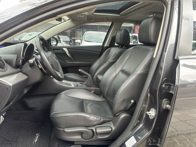 定速 恆溫 IKEY 天窗 HID 冷氣冷 底盤安靜 代步車好選擇  第8張相片