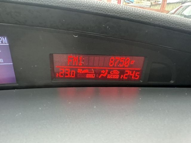 定速 恆溫 IKEY 天窗 HID 冷氣冷 底盤安靜 代步車好選擇  第15張相片