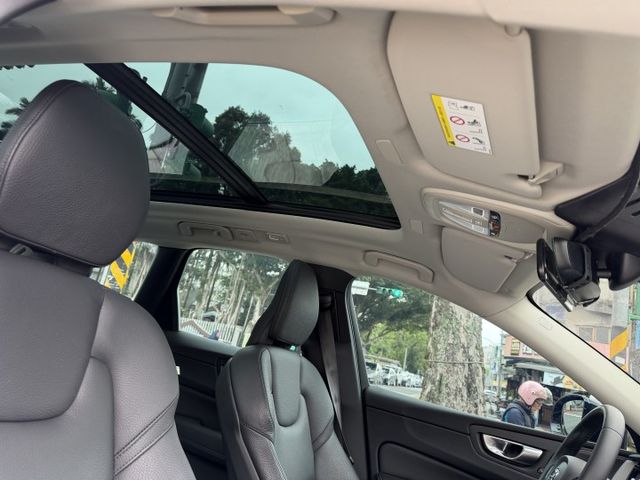 選配原廠延長保固至2029年 升級VOLVO專用HEICO鋁圈卡鉗 買到賺到  第12張相片