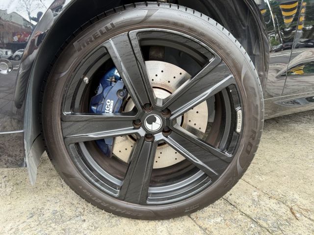 選配原廠延長保固至2029年 升級VOLVO專用HEICO鋁圈卡鉗 買到賺到  第15張相片