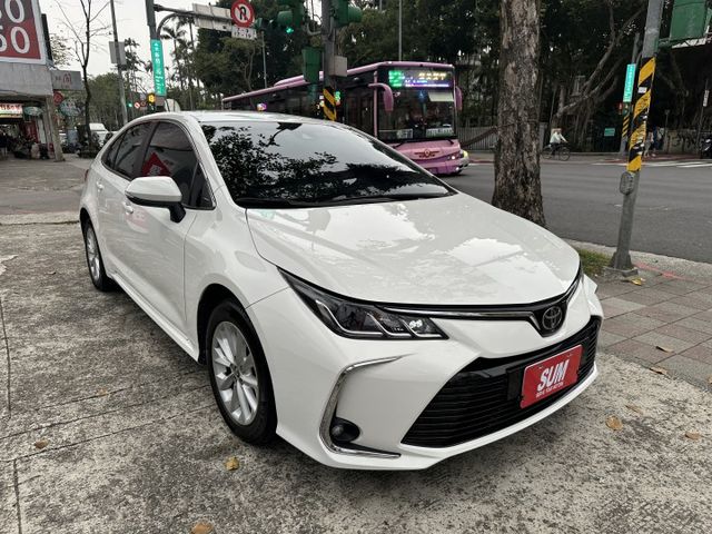 旗艦款! 數位儀表 盲點偵測 ACC跟車 原鈑件原廠保養 內容有詳細照片  第4張相片