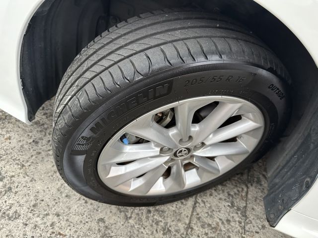 旗艦款! 數位儀表 盲點偵測 ACC跟車 原鈑件原廠保養 內容有詳細照片  第6張相片