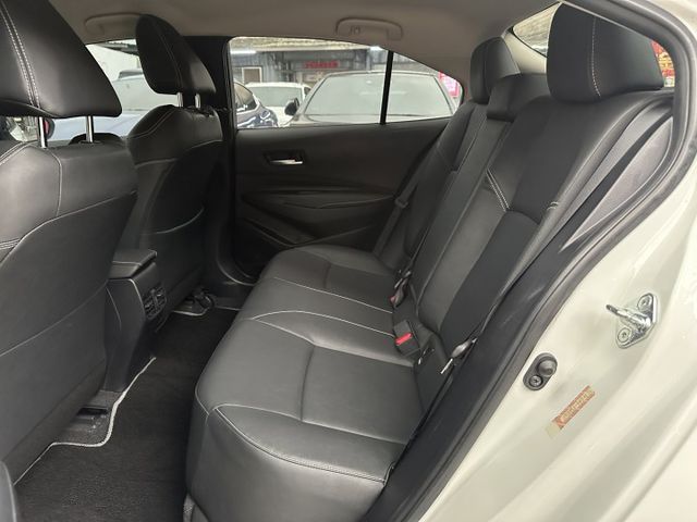 旗艦款! 數位儀表 盲點偵測 ACC跟車 原鈑件原廠保養 內容有詳細照片  第9張相片