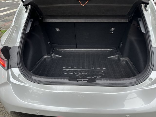 旗艦影音特仕版 新車保固 數位儀表 抬頭顯示 CARPLAY 電動椅 雙恆溫 ACC跟車 內容有詳細照片  第8張相片