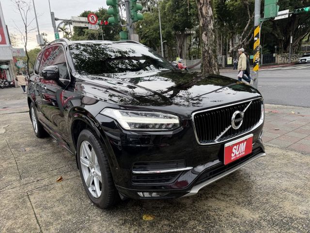 D5 7人座 原廠保養 原鈑件 省油省稅又有力  第4張相片