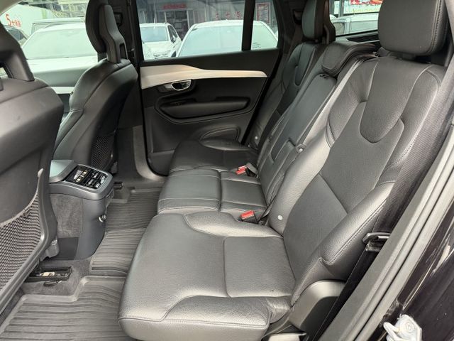 D5 7人座 原廠保養 原鈑件 省油省稅又有力  第9張相片