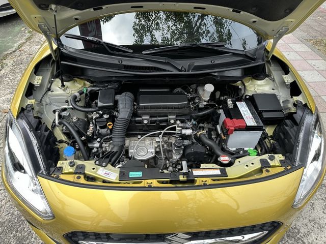 1.2油電新引擎! ACC跟車 盲點偵測 360度全車環景系統 全程原廠保養 僅跑四萬! 內容有詳細照片  第11張相片