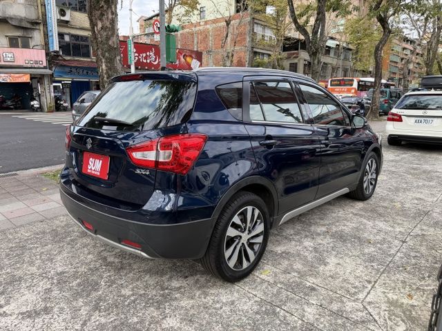 1.4渦輪 LED頭燈 防滑 六安 IKEY CARPLAY 超級滿配  第3張相片