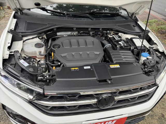 新車保固中 RLine performance 專屬R套件 小改款 超級滿配  第16張相片