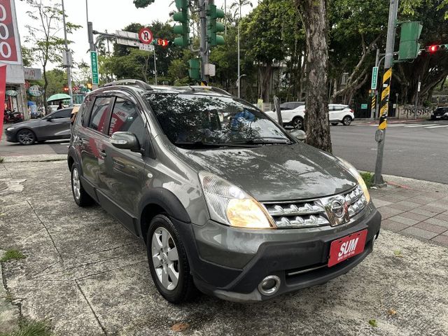 耐操神車Livina頂級 ABS防鎖死剎車系統 衛星導航 藍芽音樂 恆溫 Auto感應頭燈 內容有詳細照片  第4張相片