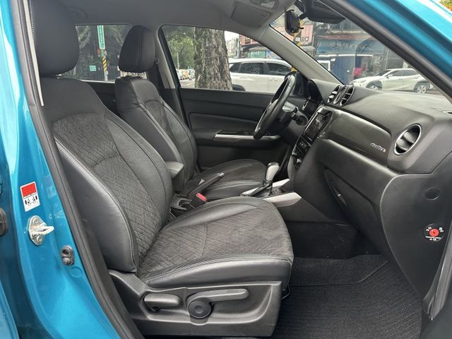 S ALLGRIP版! 4WD 最頂級! ACC跟車 陡坡緩降 CarPlay 盲點偵測 全程原廠保養 內容有詳細照片  第10張相片