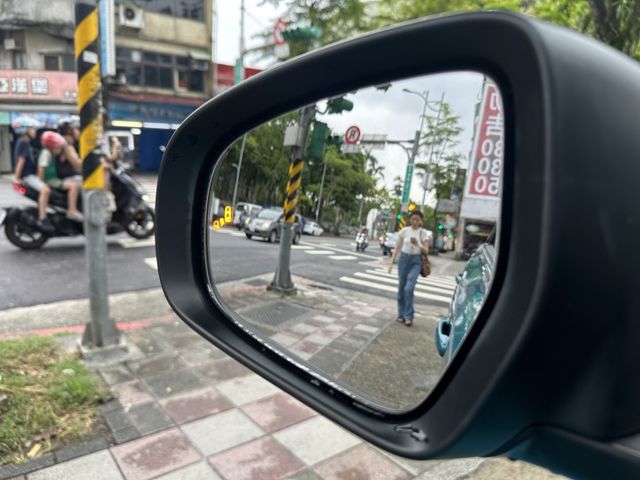 S ALLGRIP版! 4WD 最頂級! ACC跟車 陡坡緩降 CarPlay 盲點偵測 全程原廠保養 內容有詳細照片  第15張相片